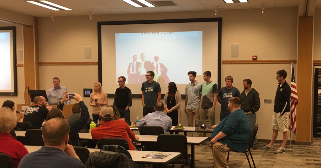 yanktonsw's tweet image. And the team from #man-do! #yanktonsw