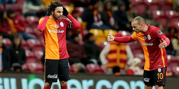 G.Saray'dan sakatlarla ilgili açıklama
ntvspor.net/haber/haber-t/…