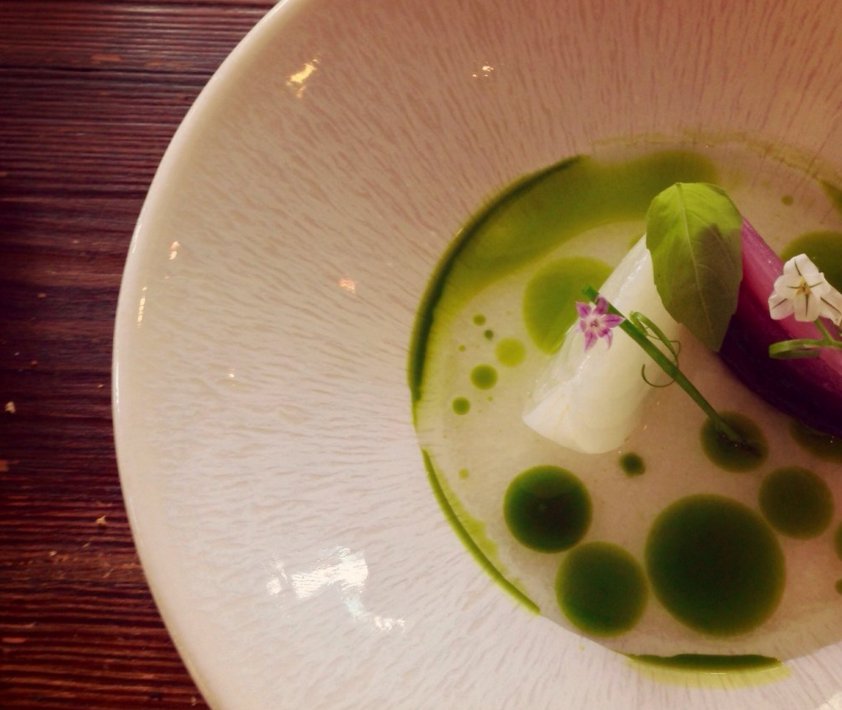 FoodServiceICON's tweet photo. #London consumers have spoken! Their #FoodableTop25 is ready: https://t.co/wJiOjaQEb0 @DabbousLondon @hixterbankside https://t.co/nQNkyY0a5Z