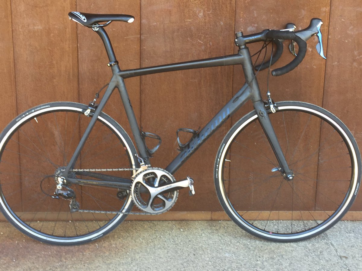 jaynrobinson's tweet image. Fell in love with her all over again today @ParaicM. @CycloLogic @AlchemyBicycles  #TrueLove #Helios #customcarbon