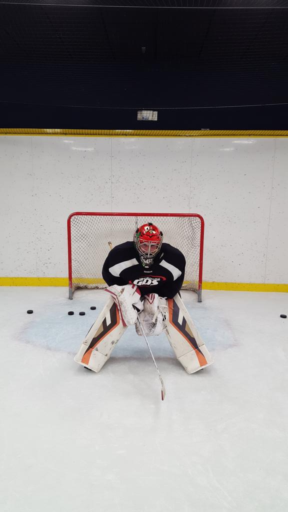 marsh_34's tweet image. Excited to say that after 3 years away from the game, @UncleSulli223 has made a return to the ice @gdsgoalies #toeup