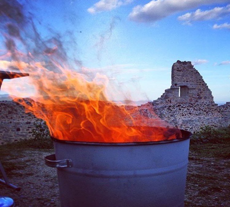 SOSPascal's tweet image. Vous passez une bonne soirée avec nous sur NRJ12? RT! #SOSPascal