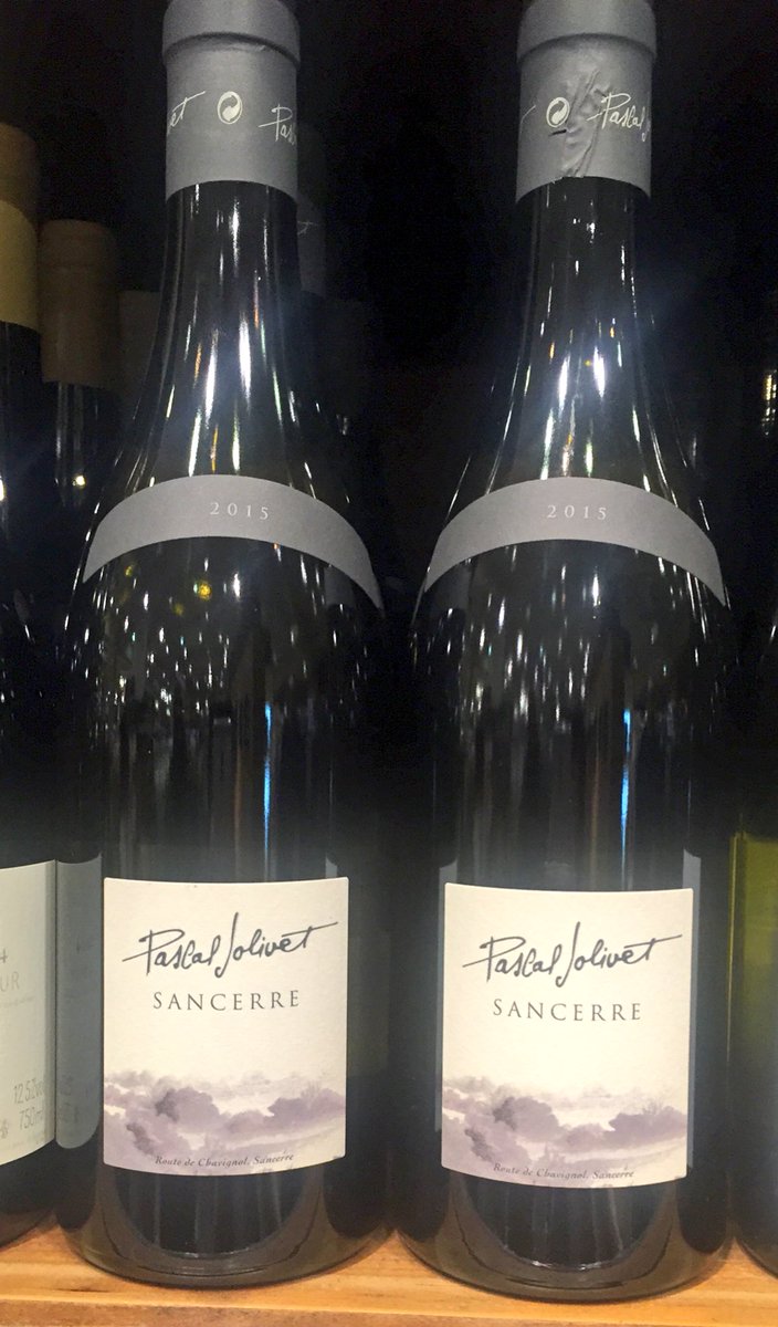 Walking around <a href="/WholeFoods/">Whole Foods Market</a> Ken, one finds real wine gems <a href="/LouisRoederer_/">Louis Roederer</a> <a href="/MeerlustSA/">Hannes Myburgh</a> <a href="/eve_faiveley/">Eve Faiveley</a> <a href="/PascalJolivet1/">Vins Pascal Jolivet</a>