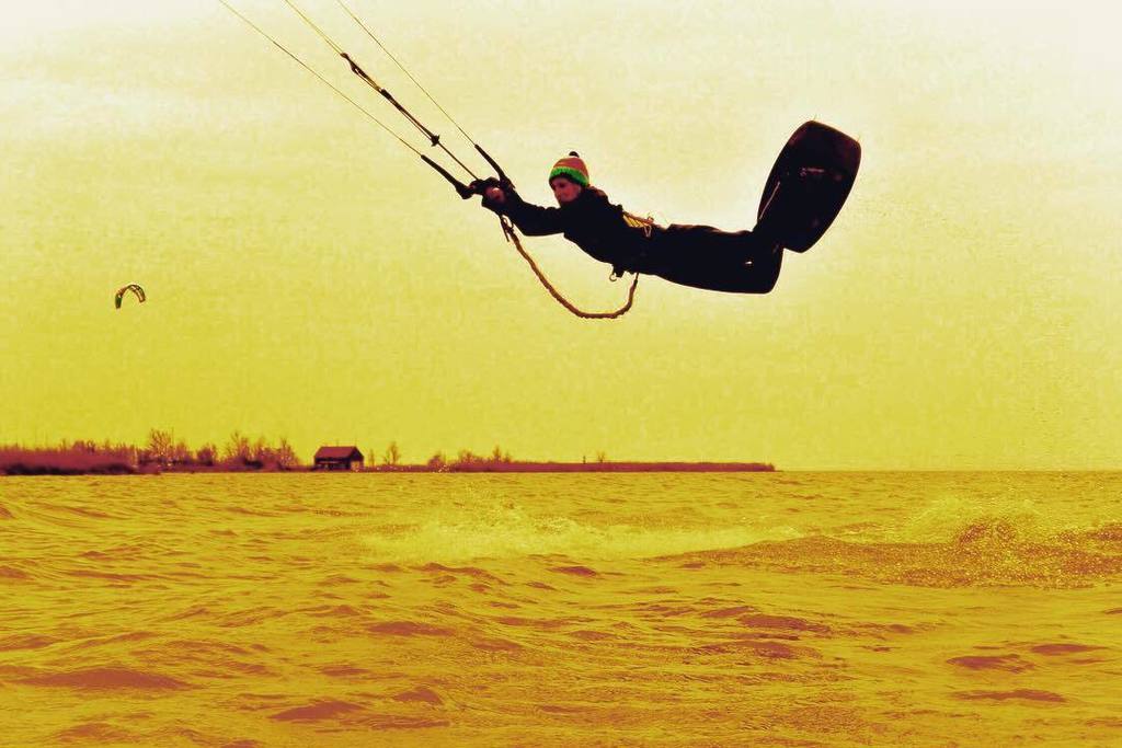 weKitesurf's tweet photo. Playing with #filters 😄 #kitesurf #kitesurfing #kitesista #kitegirl #kitechix #thekiteshots #thegoshow #letskitesur… https://t.co/UTfbqywXpf