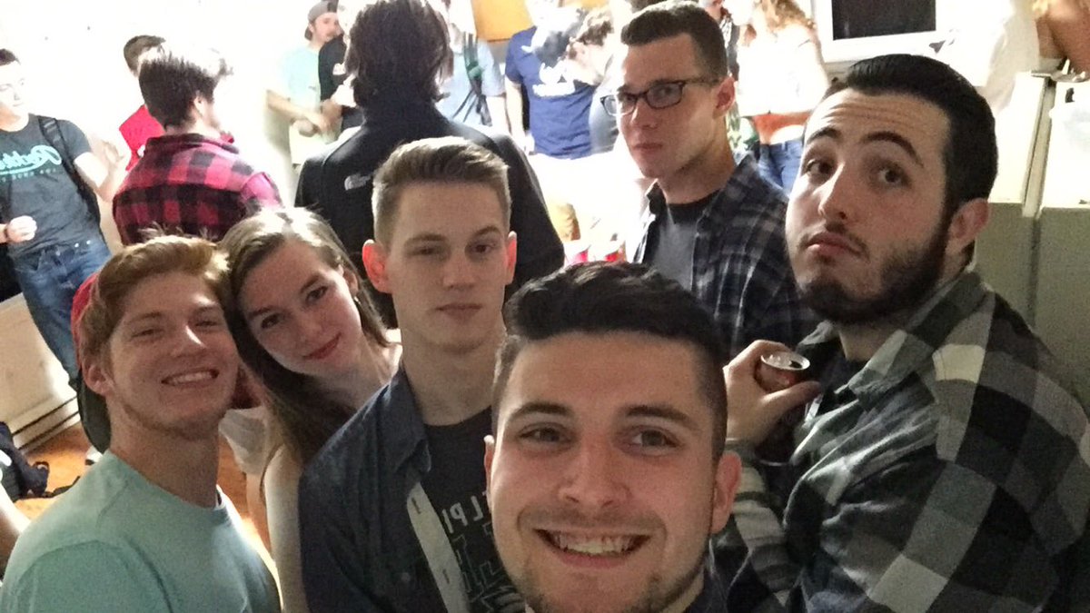 Sawyerjenks's tweet photo. The fam comes through when Swank and @alake6714 are on the grounds https://t.co/GOcwMaPmIT