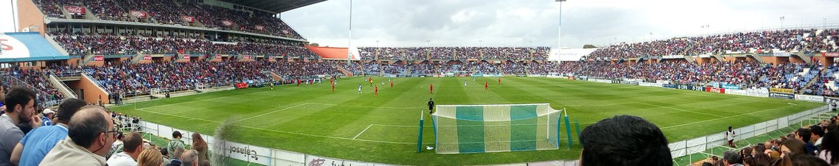 Juanma4Vaz's tweet image. ¡Que buena tarde hoy en el Colombino! SHALALALALA OHHH DECANOO