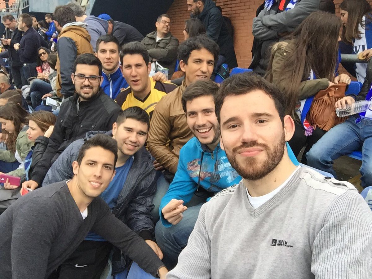 Juanma4Vaz's tweet image. ¡Que buena tarde hoy en el Colombino! SHALALALALA OHHH DECANOO