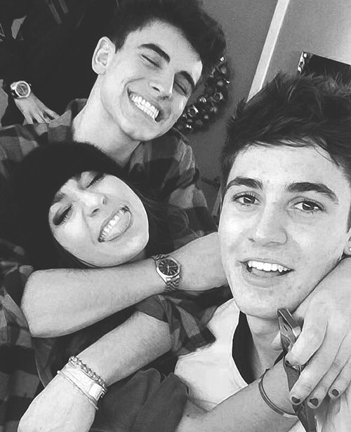 Throwback with these 2 ❤️