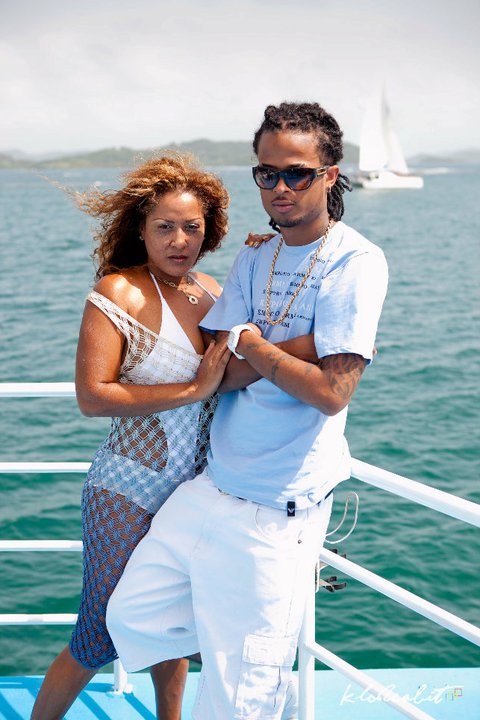 henricosmo1's tweet photo. Artistes Caribéens https://t.co/D1bTgNhiqk