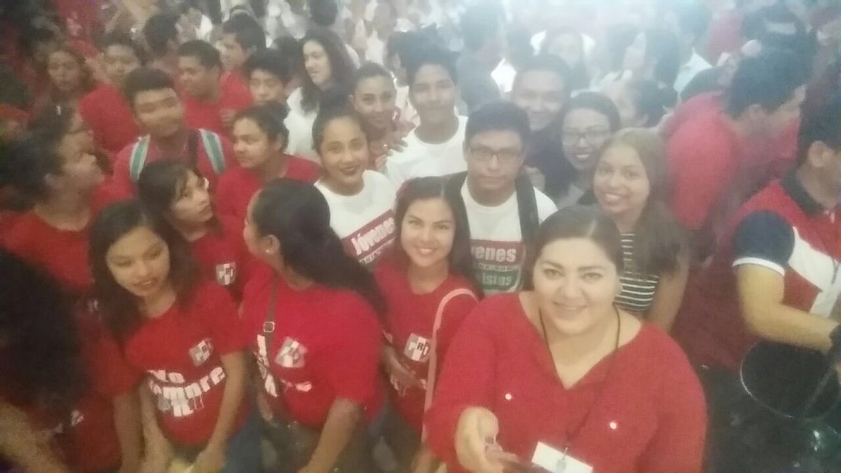 Karina Bustillos♫ tweet media