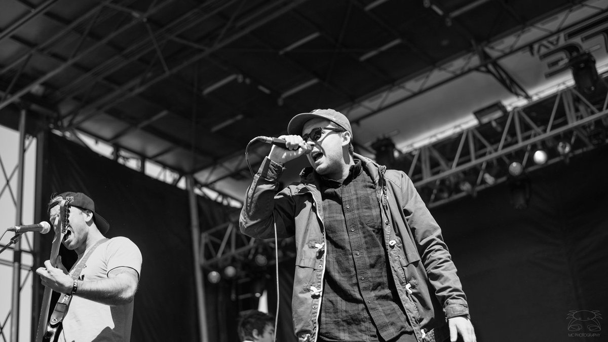 MCPhoto_MN's tweet photo. @seawayband @sowhatmusicfest @SouthBySoWhat #seaway #southbysowhat #sowhatmf #musicphotography #blackandwhite https://t.co/XRRa5NgI6X