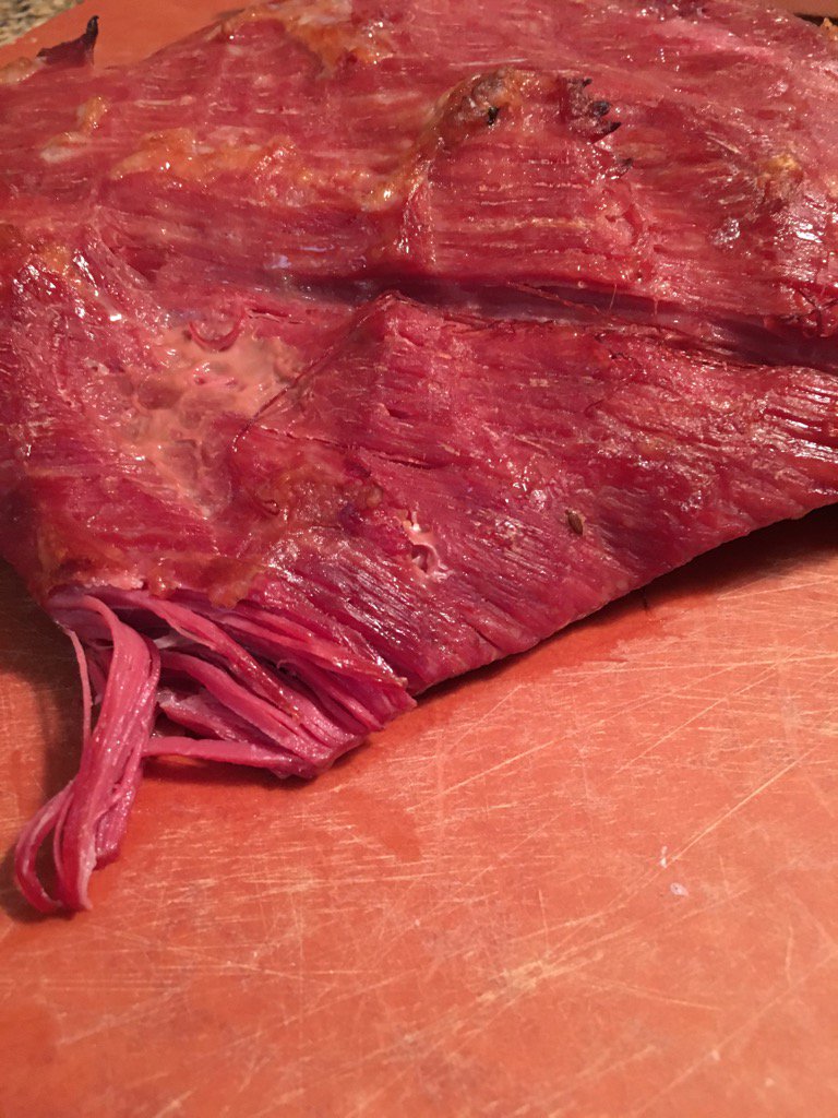 krmills11's tweet photo. Never put corned beef in water again #perfectcornedbeef #dryroast #putitonarack https://t.co/JGiPsASOnr