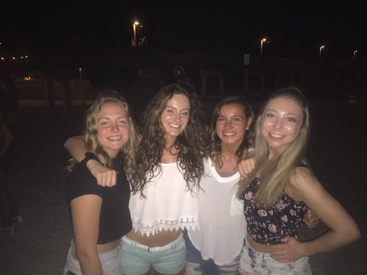 Haannnnnnnaah's tweet photo. Sb was a blast #ftya ☀️💖 https://t.co/nEab28rn7g