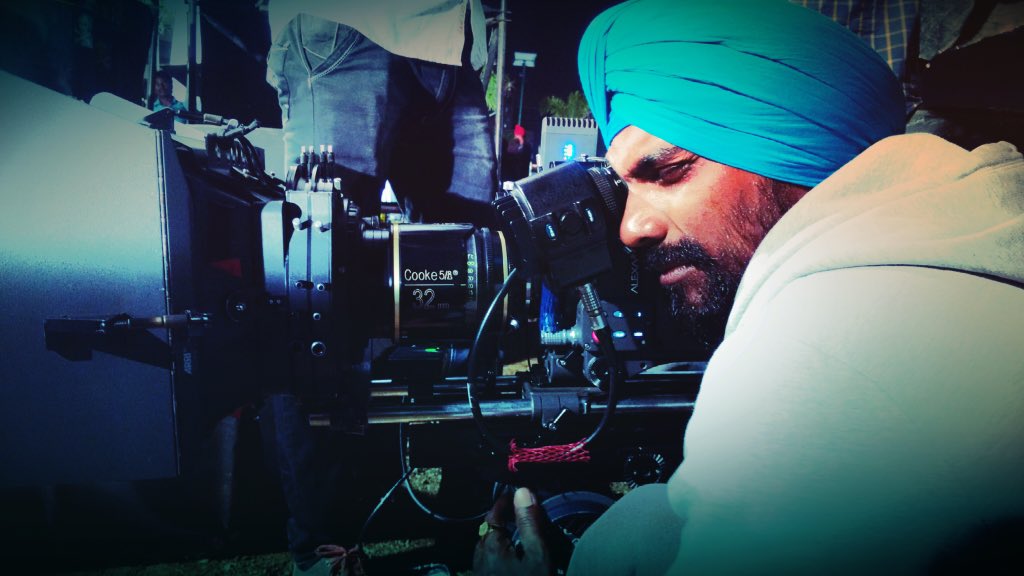 remodsouza's tweet photo. Yayyyyyy last SHOT of #aflyingjatt  BIG THANKS TO MY TEAM@iTIGERSHROFF  @Asli_Jacqueline @Lizelle1238 @Ekkubaby https://t.co/VMpFCgiLJZ