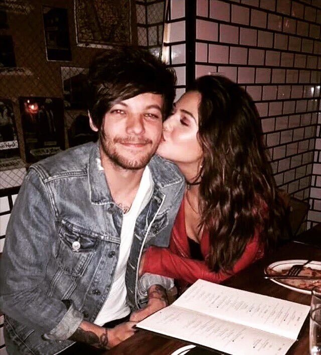 jadeallgdr's tweet photo. //   You're my person. https://t.co/UAaEneIIE6