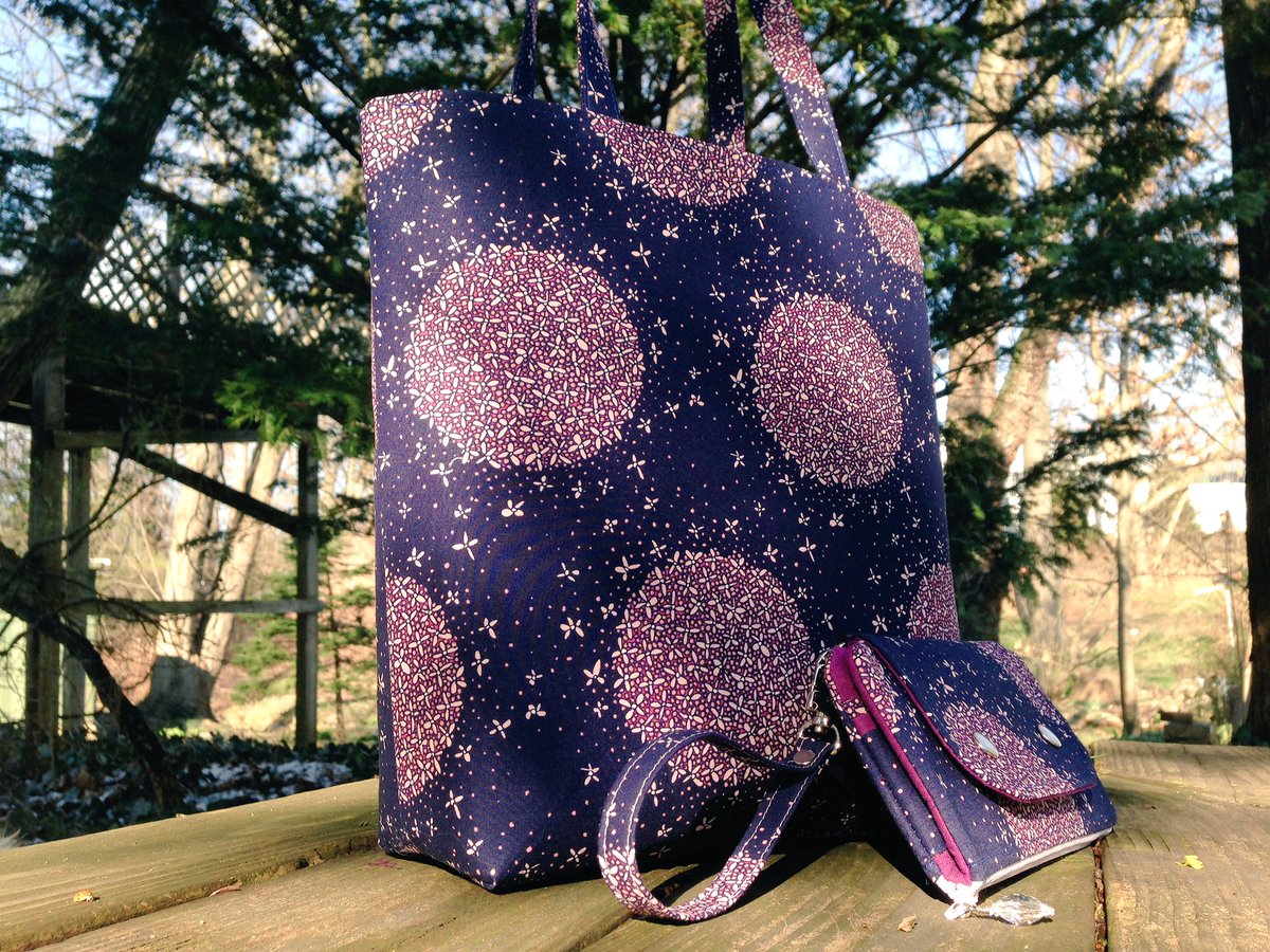 SOMPbags's tweet photo. SOMPbags Large #tote and #wallet made to order. #handmade #iamasewingmachine https://t.co/7QigFNWGxt