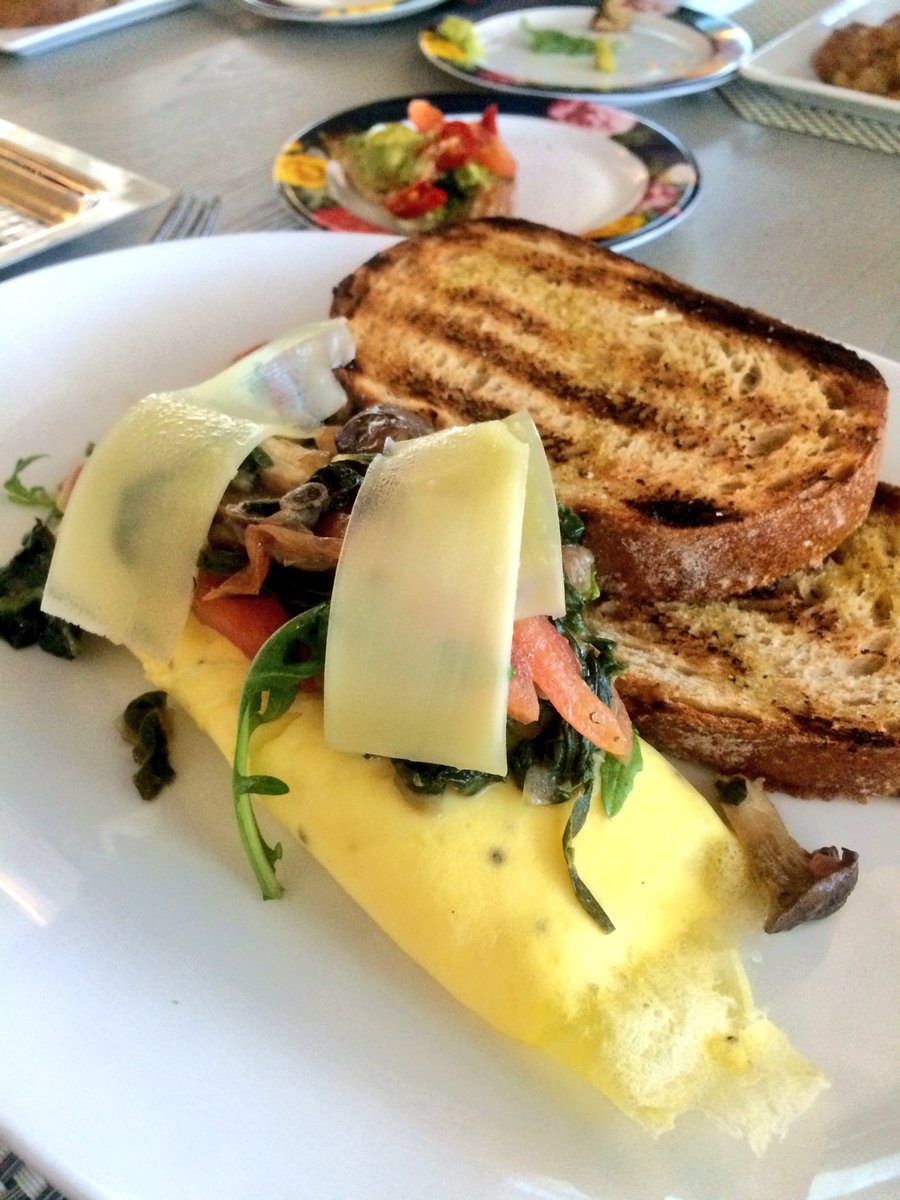 Beautiful omelette for #brunch <a href="/andironsteak/">Andiron Steak & Sea</a>! Happy #SundayFunday