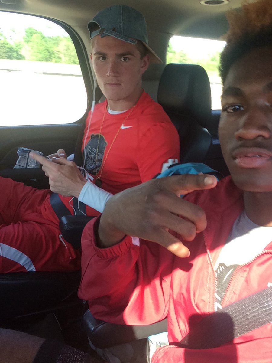 dj6_era's tweet photo. 3 MVP Chris @OfficialChris_R  #EliteFinal #Sooners got him https://t.co/WJTWh2UW1N