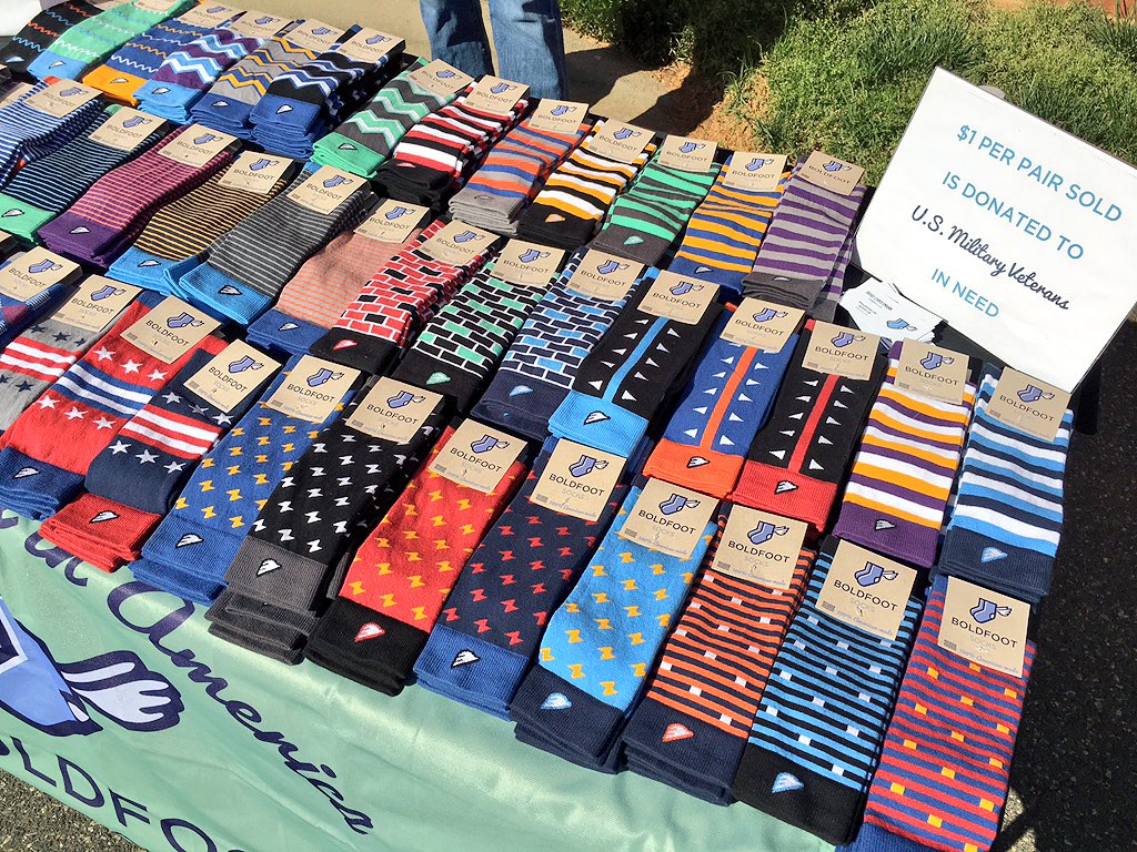 RailTrailCLT's tweet photo. Rolling through #FrontPorchSunday. Good stuff here until 7 pm next to @SycamoreBrewing right off the Trail 👌 https://t.co/viAOpEw5BL
