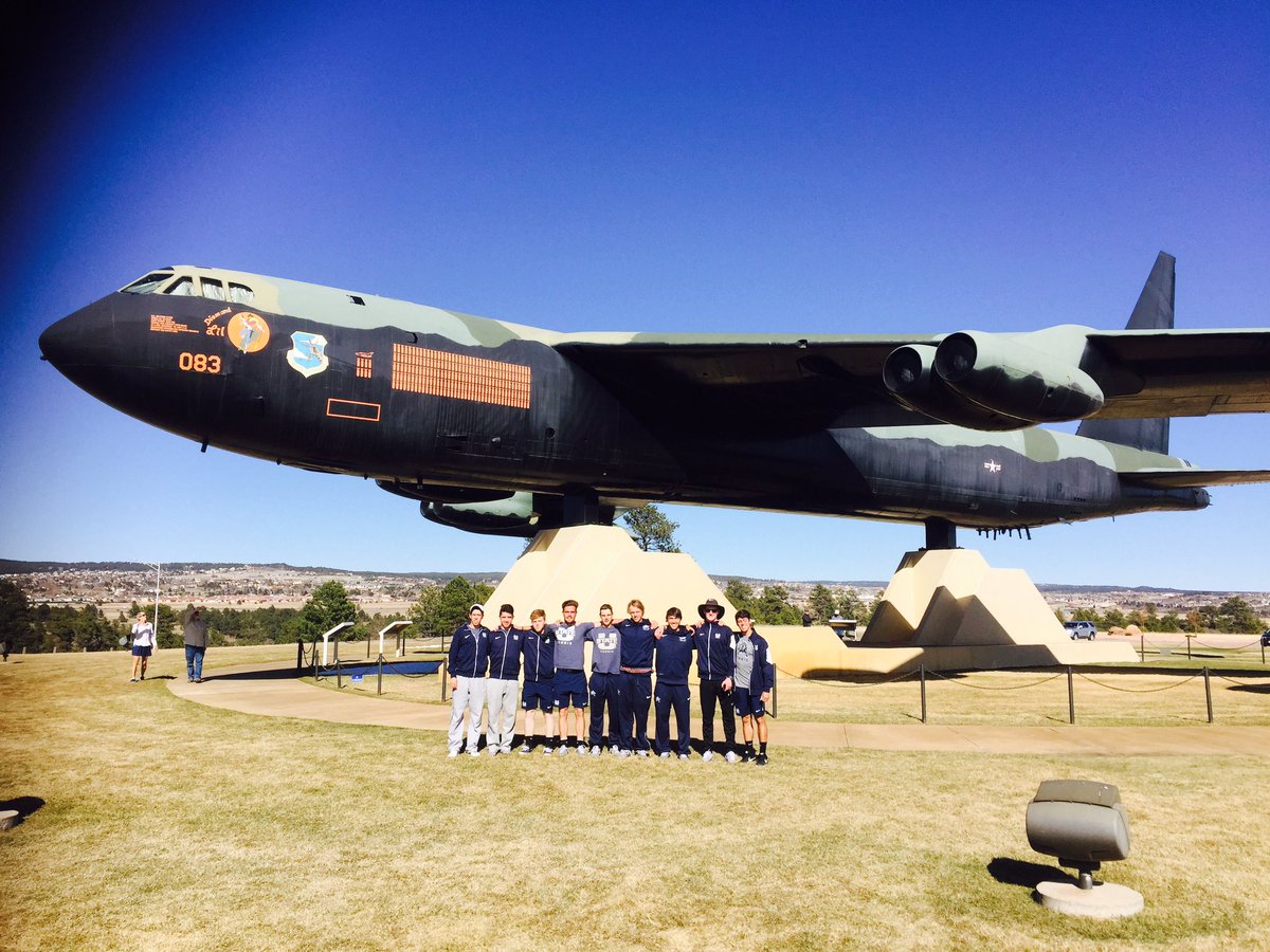 USUMensTennis's tweet photo. Aggies down Air Force 6-1! Aggies atop the MW conference at 3-0 and match win total from last year at 18! #GoAggies https://t.co/DSCj8PVsEN