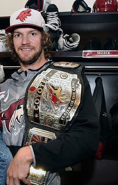 coyotesinboxes's tweet photo. retrieve this belt for us and we'll write an album about you or you can join the band or we'll buy you tacos https://t.co/075ofS8fhU
