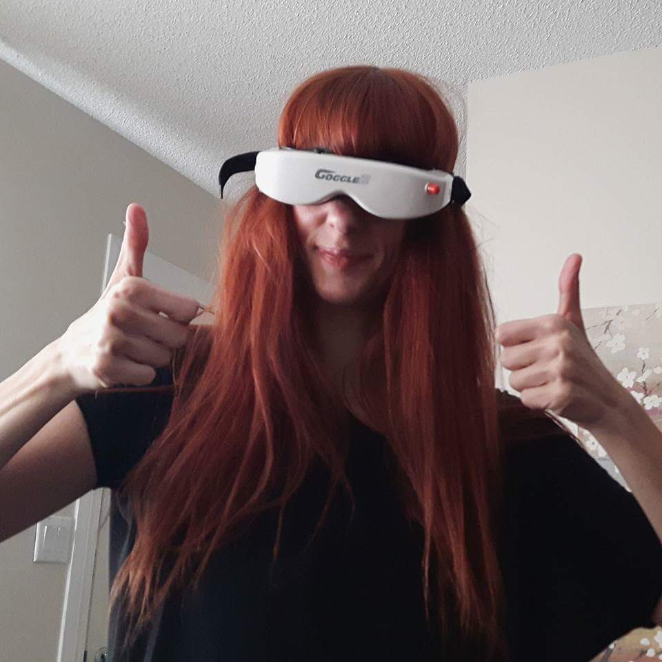 MikeWardDraws's tweet photo. Becky looks way better in fpv goggles than I do. #fpv #drone #racing #goggle2 #fatshark https://t.co/gplsChdBno