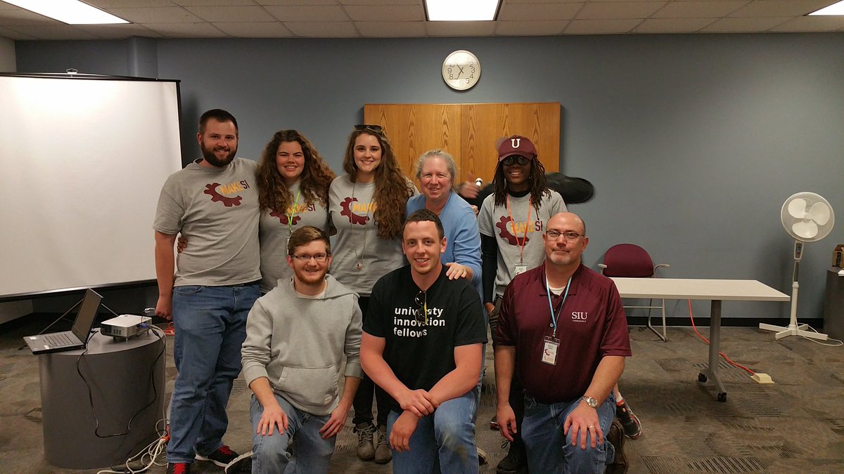 KatieDzugan's tweet photo. Awesome job today @SIUC #uifellows!! Lots of neat prototypes. @Make_SIU @uifellows #makesi https://t.co/nDAK3zu7X5