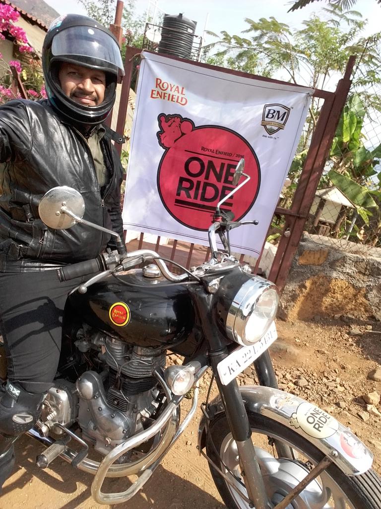 yogesa's tweet photo. @royalenfield @REhimalayan #pune #Mulshi #REOneRide https://t.co/9Bk7NZhKPF