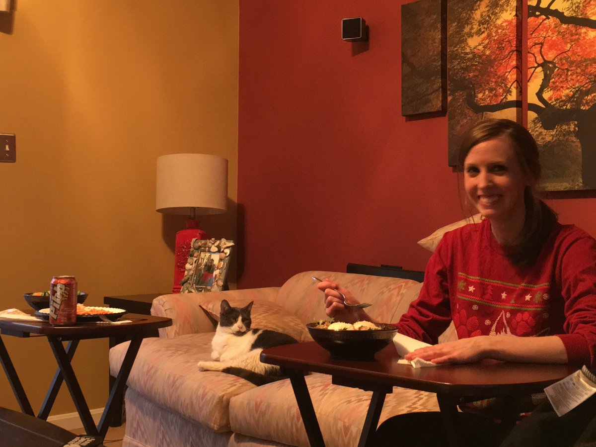 BraumLife's tweet photo. Human made spaghetti and salads for us. #datenight she put on her best cat shirt #BraumLife https://t.co/ai6qlnoK3g