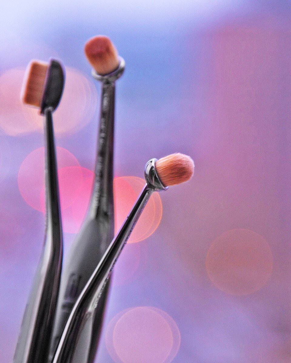_byartis's tweet photo. The dreams are in the detail brushes ✨ #ArtisBrush #SmokeCollection https://t.co/BKEnZQF2Cu