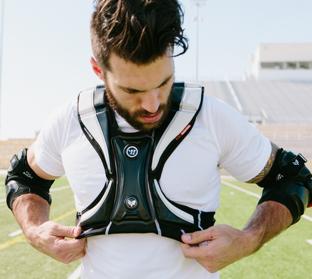 lacrossedotcom's tweet photo. The @warriorlacrosse Rabil Ultralyte is one of the lightest pads on the market. https://t.co/tyLZdXnocy #SpeedPlayer https://t.co/ZXvgEhsZN4