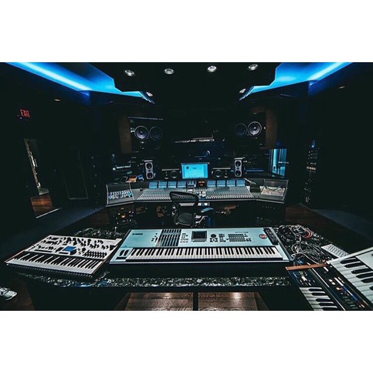 LabelSubmission's tweet image. Sunday Sessions &amp;gt;