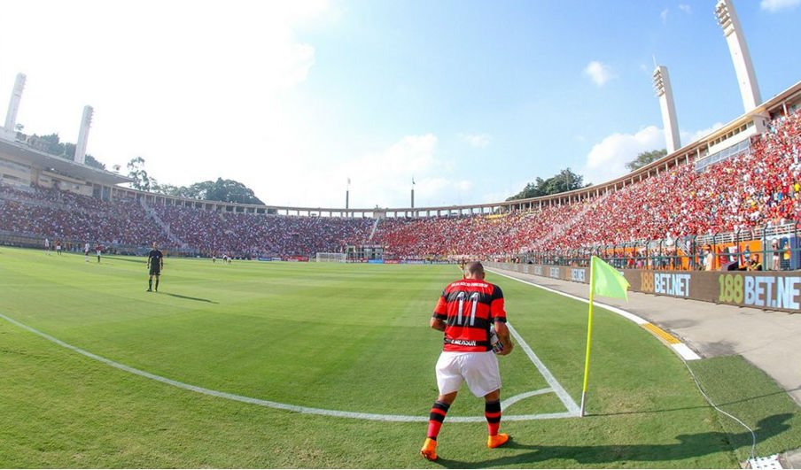 geglobo's tweet photo. Flamengo provoca e tira onda com público maior nos clássicos do Pacaembu https://t.co/3Y7rIskPE5 https://t.co/Z62AHNkFER