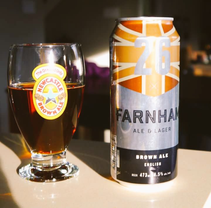 Local__inc's tweet image. On veut du bon d’ici,on vous recommande la Farnham Brown Ale.On oserait dire qu’elle ‘out-Newcastle’ la Newcastle.
