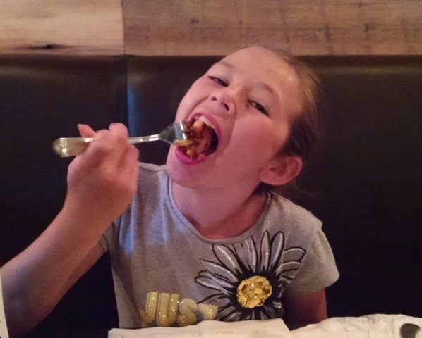 cravemelttap's tweet photo. #CraveMurrysville has a #rusticpub atmosphere but caters to all ages 2 - 99! https://t.co/9yoLBA0dc9 https://t.co/Z6jDi7AgBd