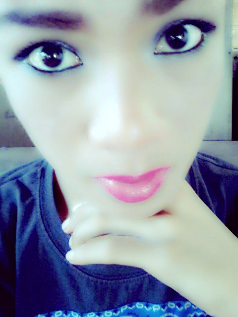 bebertCute12's tweet photo. Don't Judge the book By its Cover.--) #PrettyMe.:/* https://t.co/jBPx0ewd0V
