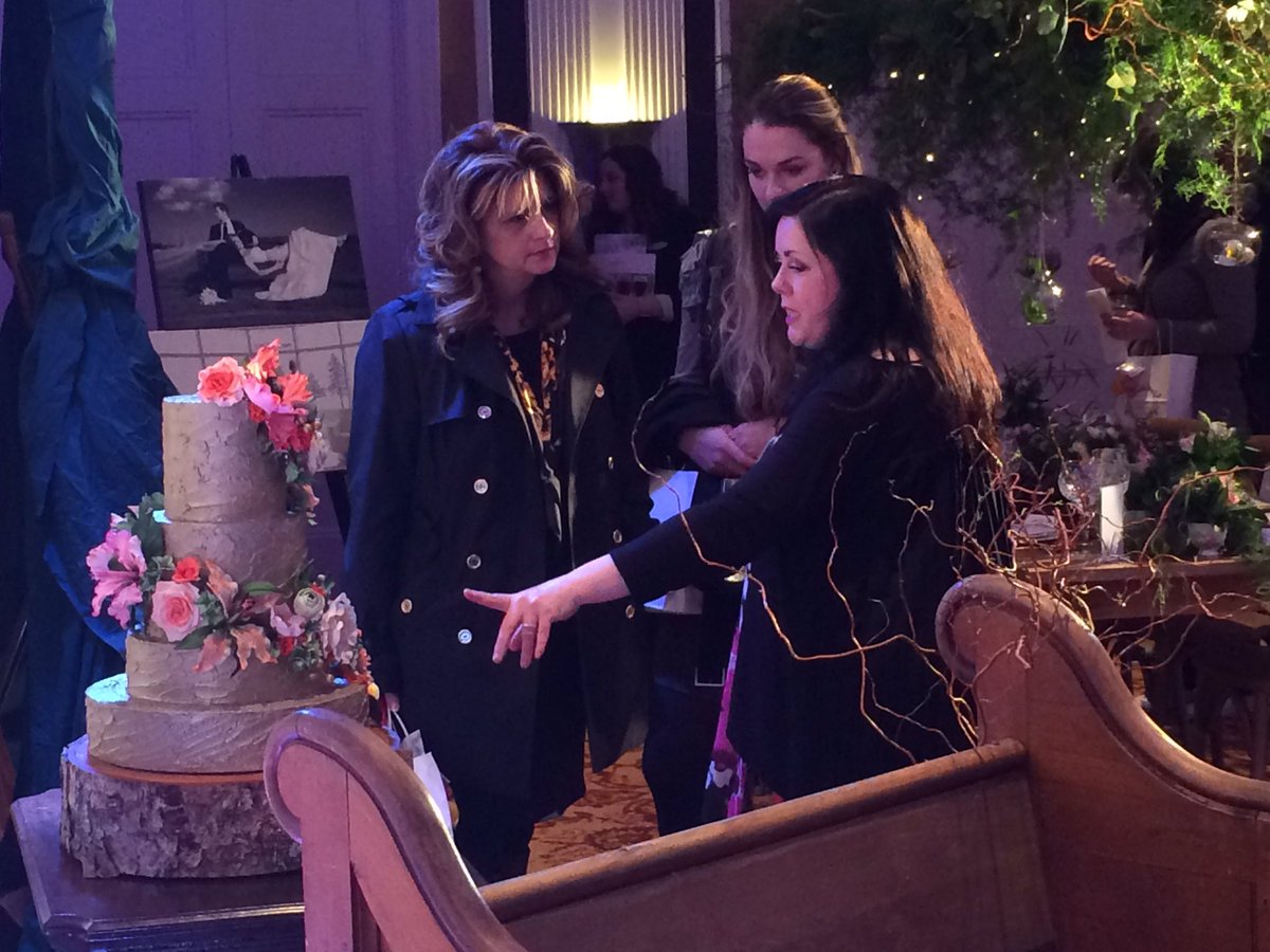 ursulawildy's tweet photo. Enjoying talking with #bride and her mom at the #bespokewedevent about the #enchanted #sleepingBeauty #weddingcake https://t.co/4RTmAanYd9