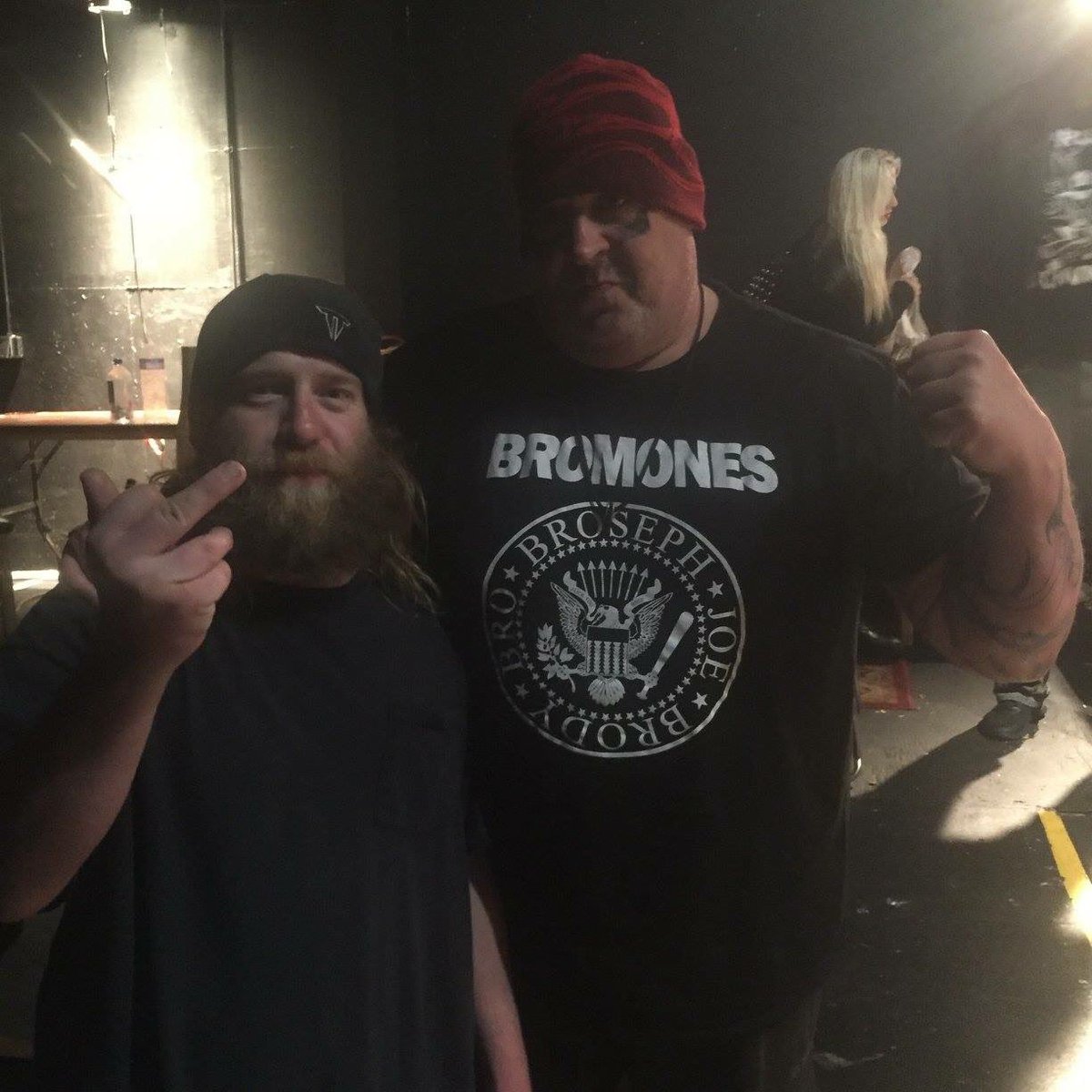 .<a href="/Coach__Nuggs/">joe applebaum</a> reppin #TheNewU in a <a href="/BroJBrody/">"Broseph” Joe Brody</a> BROMONES shirt from @ProWrestlingTs prowrestlingtees.com/brosephjoebrody <a href="/HOODSLAM/">hoodslam</a>