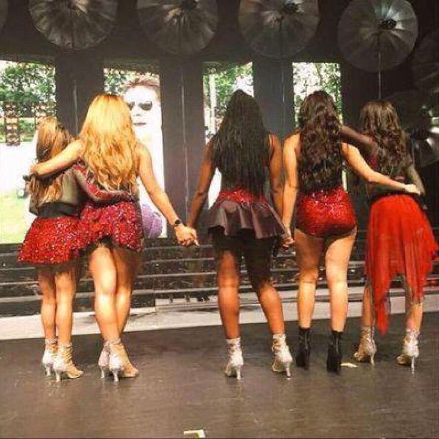 #Harmonizers #iHeartAwards #BestFanArmy