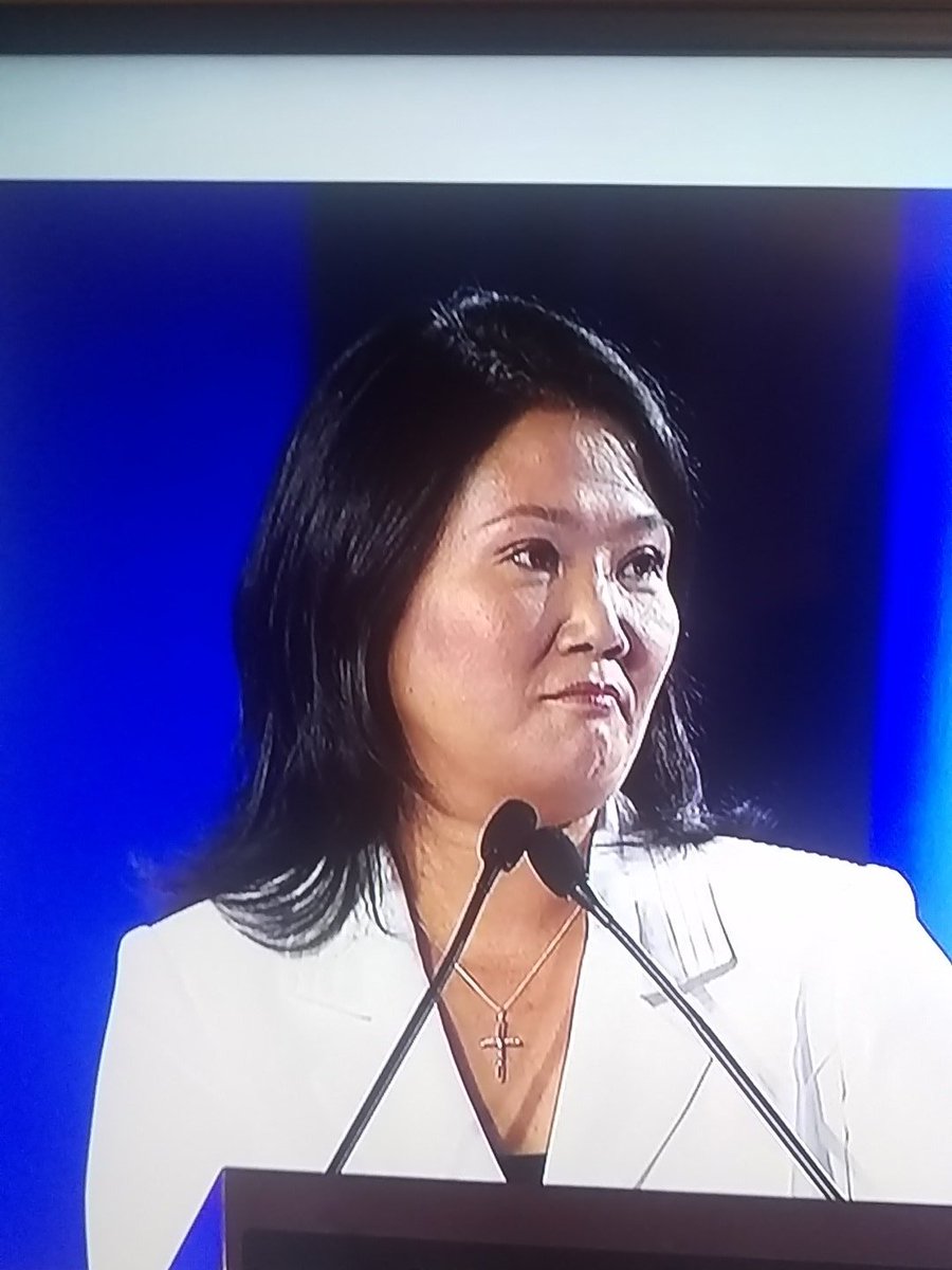 soltracodiciada's tweet photo. Keiko votaría por ti si fuera un concurso de la mejor resting bitch face https://t.co/JkGY8Z1Eky