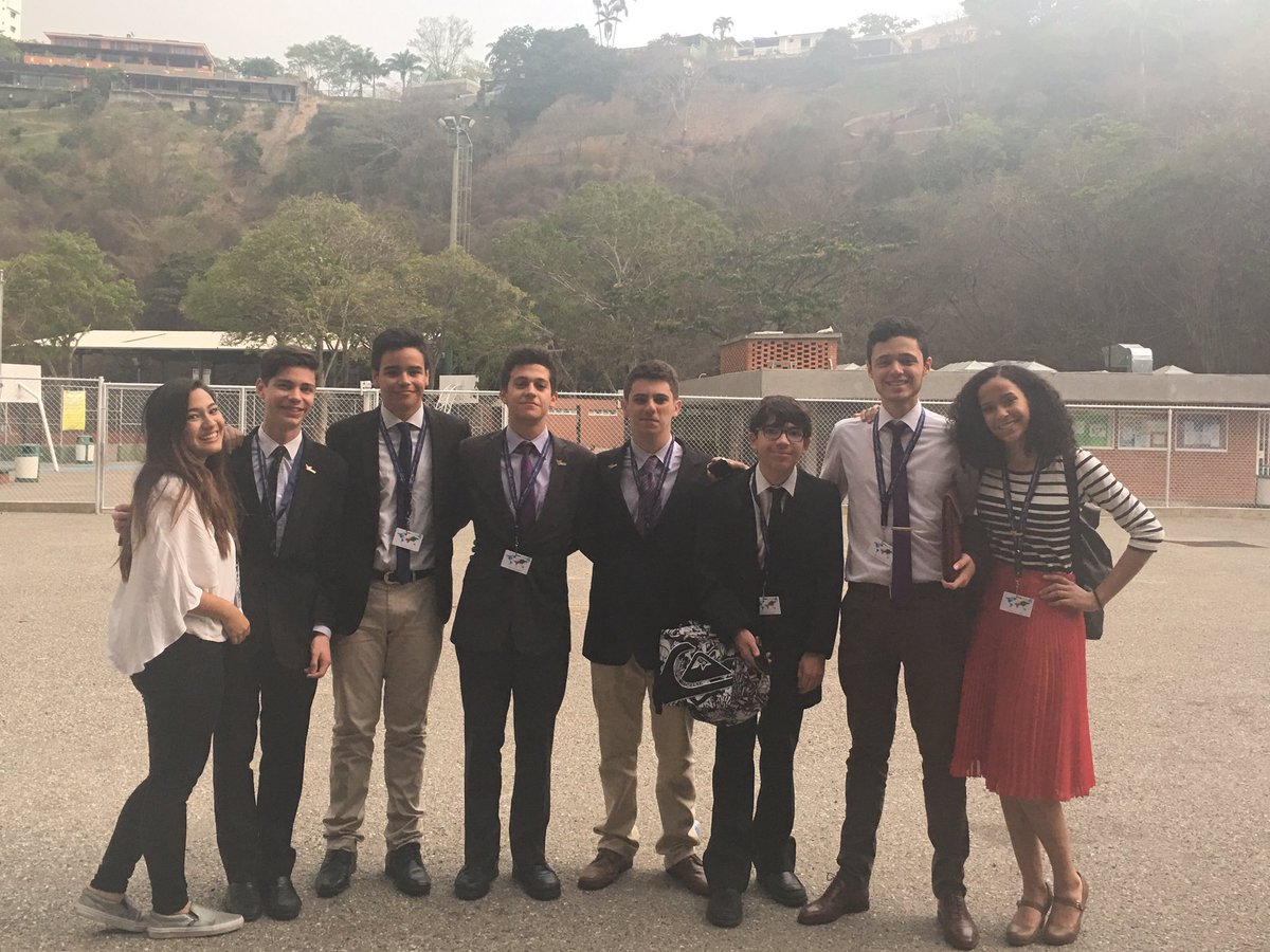SAIMUNelmarques's tweet photo. Nuestros delegados este fin de semana tuvieron una exitosa participación en la VIII Edición de CHAMUN ¡Felicidades!🌐 https://t.co/8q5P6cuYfU
