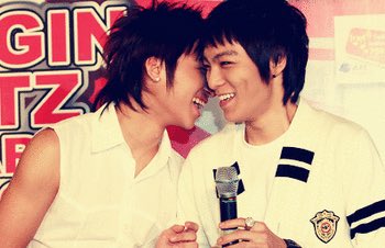 sy_naaaa7's tweet photo. 99(98)line
テソン・ジヨン寄りall🙋
タプテソがすき😌

#とりあえずびっぺんさんRT 
#twitter上にいるBIGBANGぺん全員と繋がるのが密かな夢 
#RTしたペンを迎えにいく 
#RTした人全員フォローする https://t.co/6c5WggDeIF