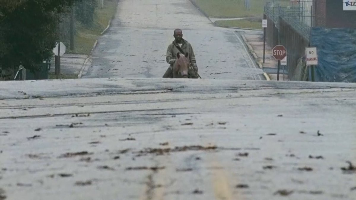 EssentialDead's tweet photo. Maybe take it from a trot to a gallop, Morgan. #TheWalkingDead #TWDFinale https://t.co/1YERwG39FN