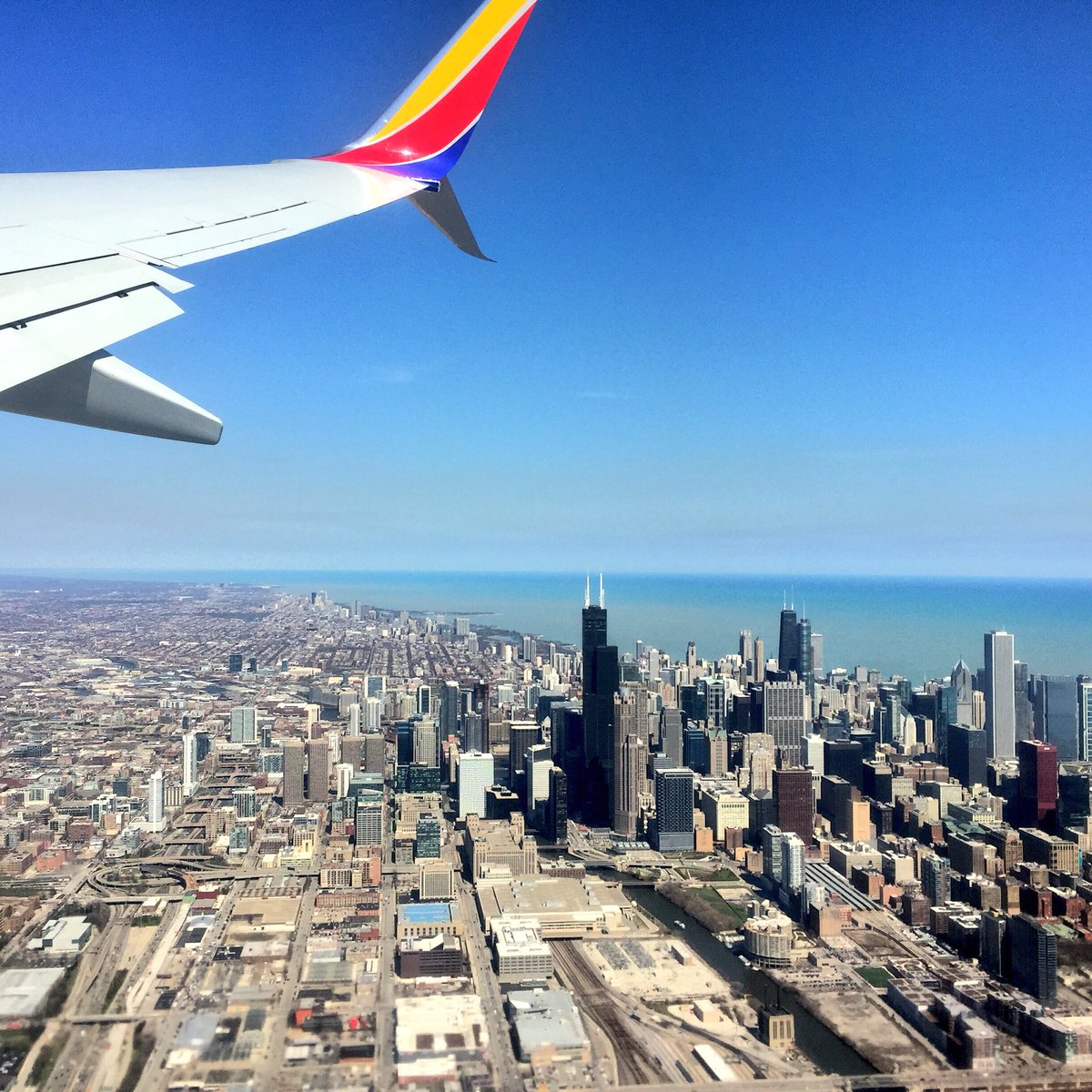 CrowdfunderU's tweet photo. Hello Chicago! Ready for #CASEYASE tomorrow ☕️ https://t.co/nbRtWnhYAo