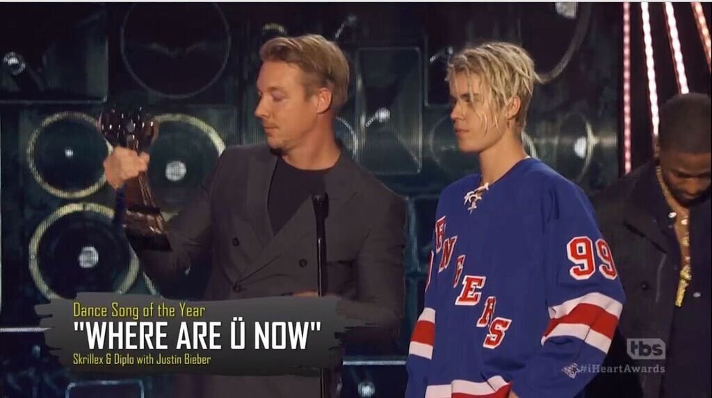 Scottie8861's tweet photo. #DIPLO #SKILLREX #JUSTINBIEBER Do it again!!! #WHEREAREUNOW https://t.co/P8KV0OSZSt