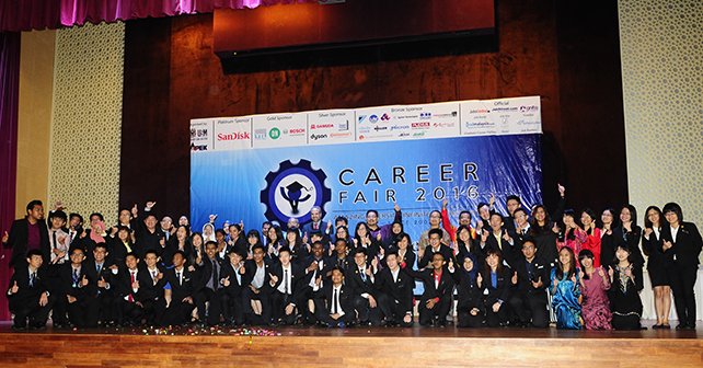 KejutTimes's tweet photo. Congratulations! @USMCareerFair is a resounding success! @MPRC2015 @mpp_usmkkj @RepublicUSM https://t.co/2OWol5ajXW
