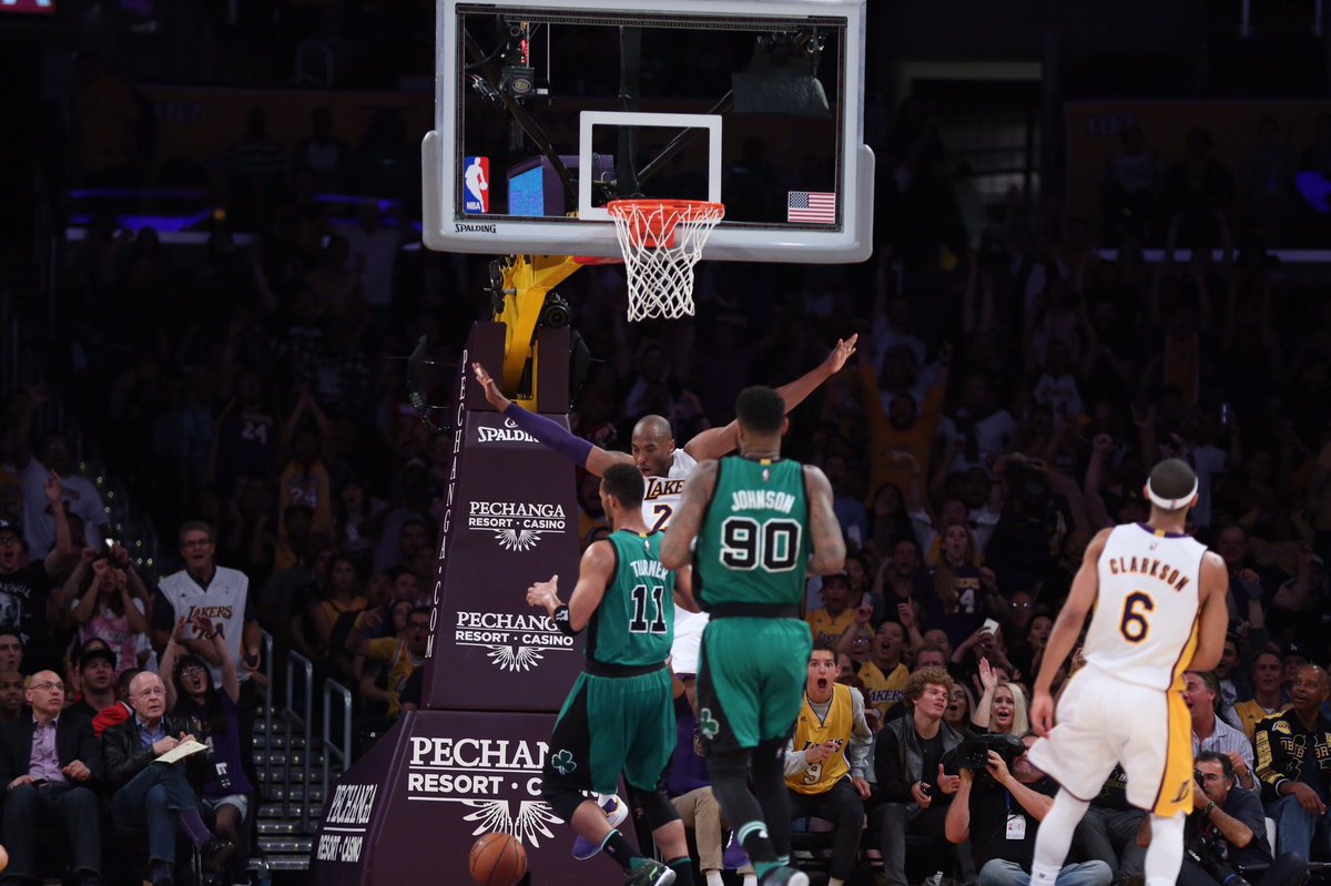 Lakers's tweet photo. Get π Mamba!! https://t.co/NKv9ibprke