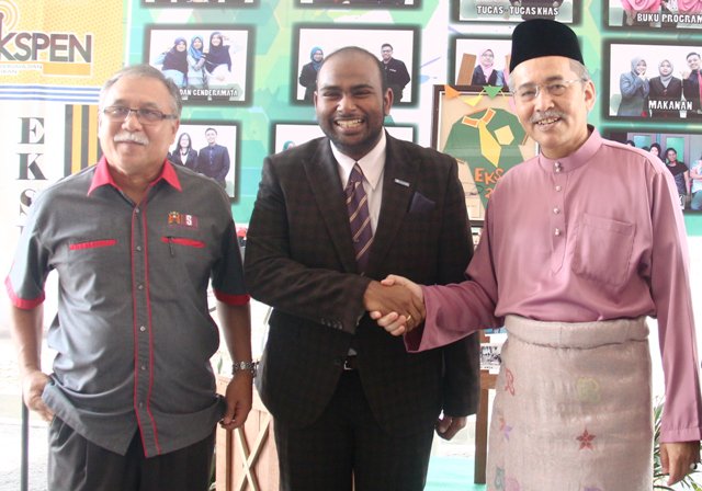 KejutTimes's tweet photo. Minat Dorong @Kishva jadi Pengerusi Commonwealth Youth Council https://t.co/UNZCJ9kVci https://t.co/Q4u0Ps94Z1
