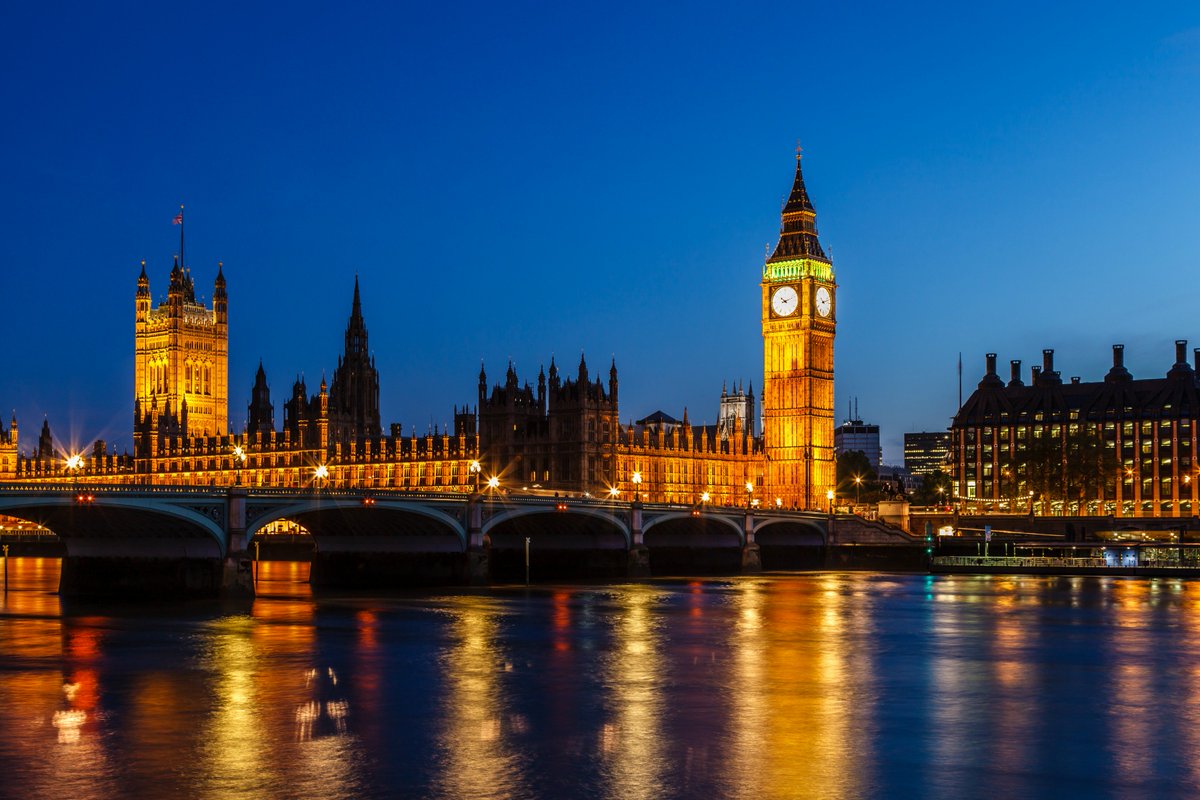 GeorgeMorina's tweet photo. #BigBen and #House of #Parliament at Night, #London #photography © Andrey Omelyanchuk https://t.co/Mlbdec74jc