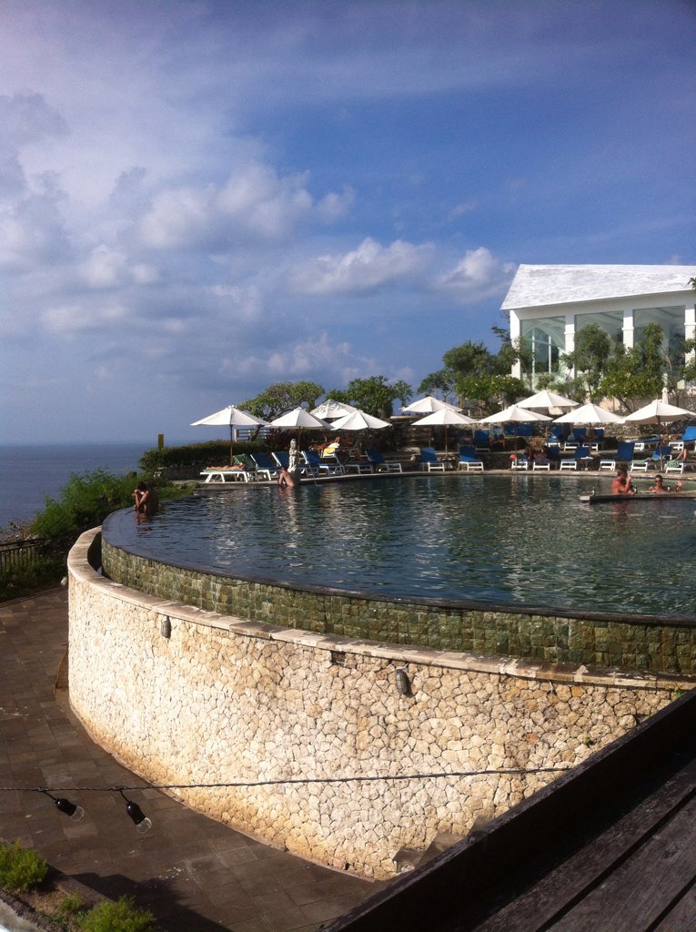 BebySisil's tweet photo. Ga akan pernah bosen deh kebali mah https://t.co/S3zokAEq7w